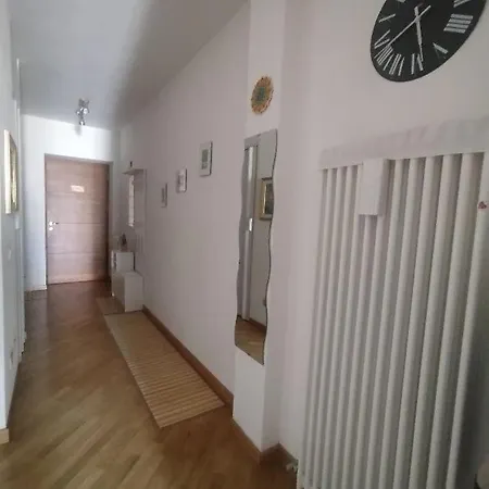 Apartment Edera *