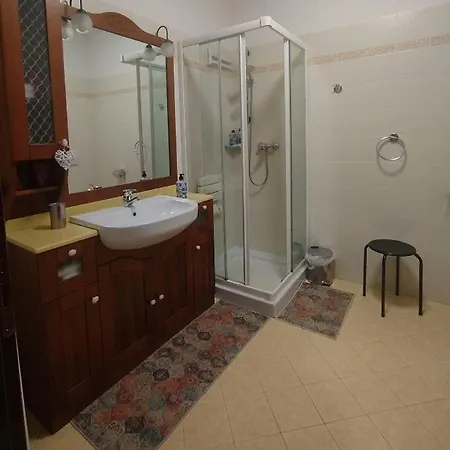 Edera *