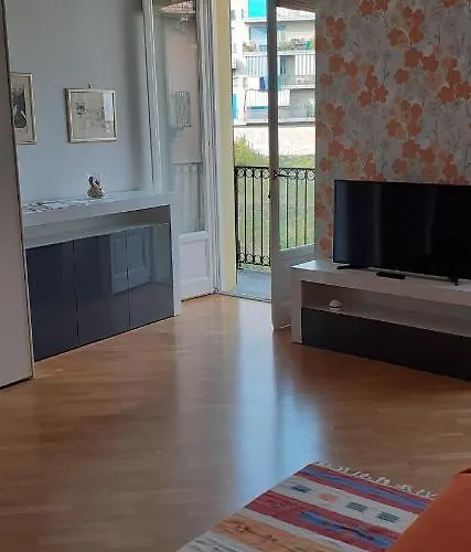 Apartment Edera *